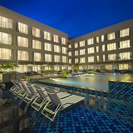 Hotel Oakwood Residencia Prestige Whitefield Bangalore Exterior foto