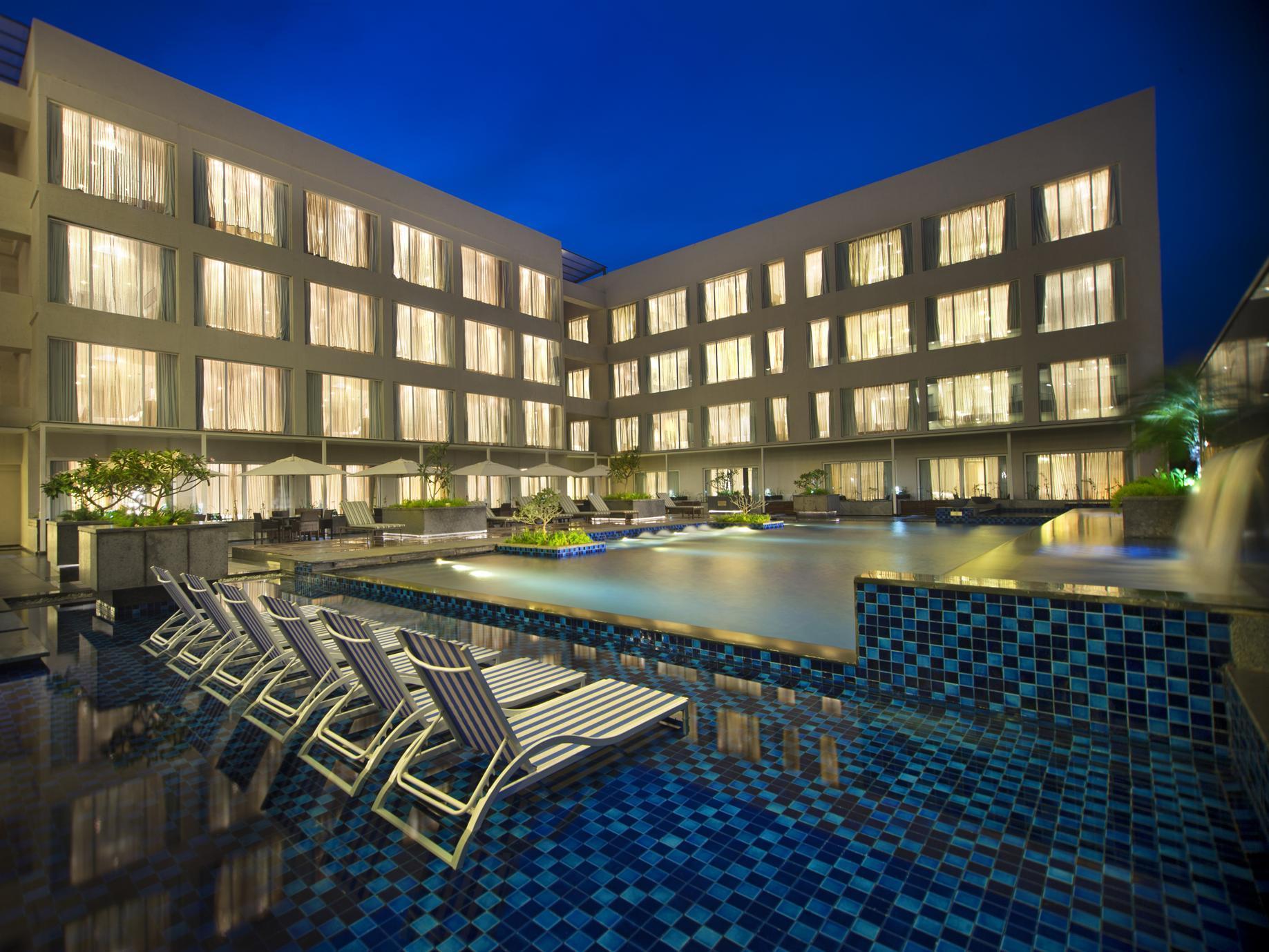 Hotel Oakwood Residencia Prestige Whitefield Bangalore Exterior foto