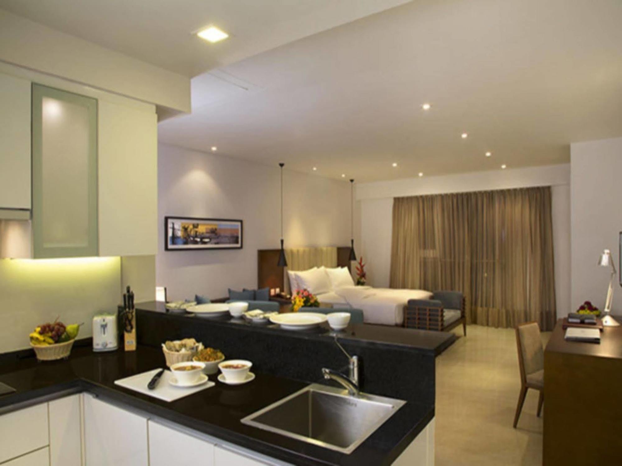 Hotel Oakwood Residencia Prestige Whitefield Bangalore Exterior foto